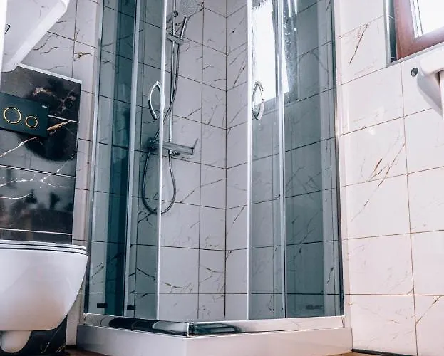 Gorskie Chatki Krysi I Piotrka Perlowy Stronie Slaskie